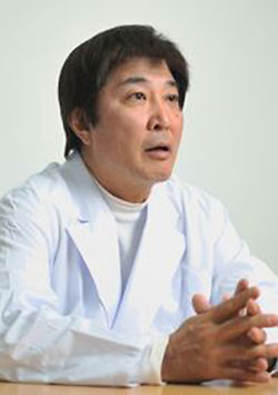理事長 中村 薫 医師